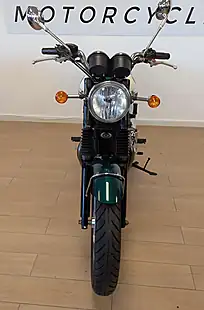 Used 2011 Triumph Bonneville T100 Green - Interior and Exterior details 3