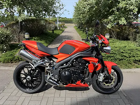 2011 Triumph Speed Triple 1050