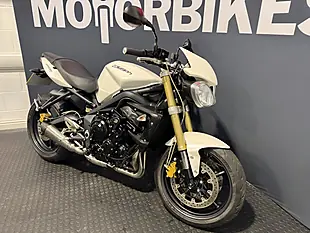 Used 2011 Triumph Street Triple - Interior and Exterior details 5