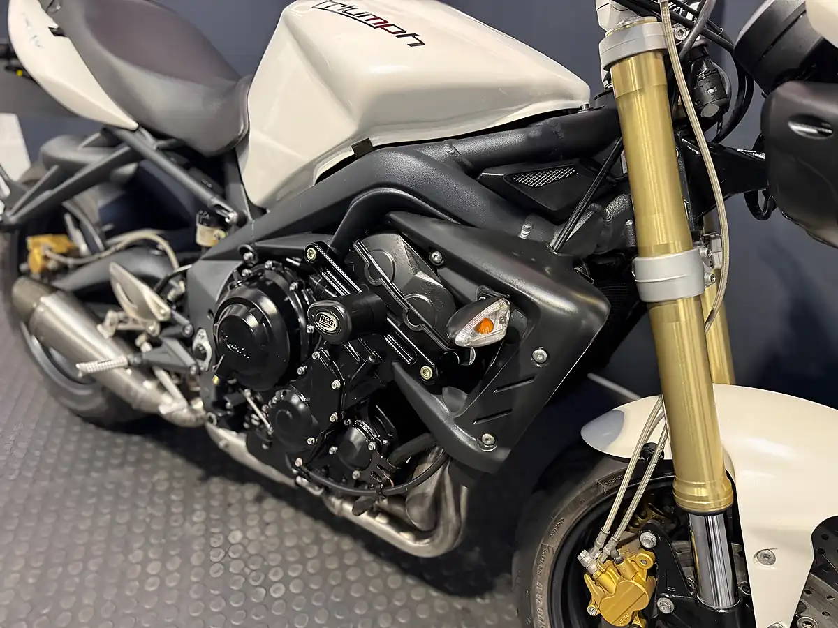 Used 2011 Triumph Street Triple - Interior and Exterior details 8