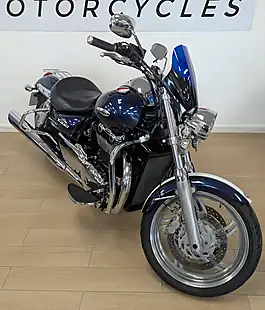 Used 2011 Triumph Thunderbird 1600 Custom Blue - Interior and Exterior details 8
