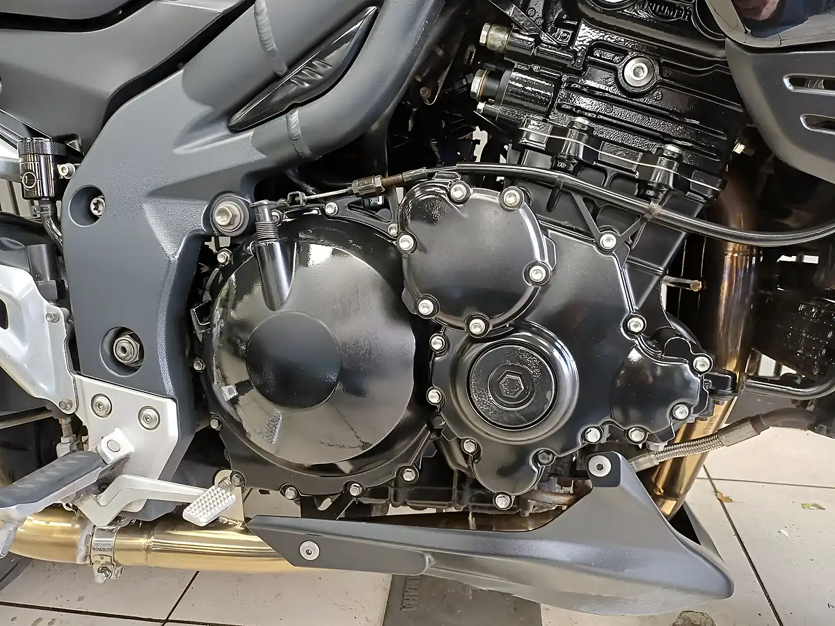 Used 2011 Triumph Tiger 1050 Black - Interior and Exterior details 10