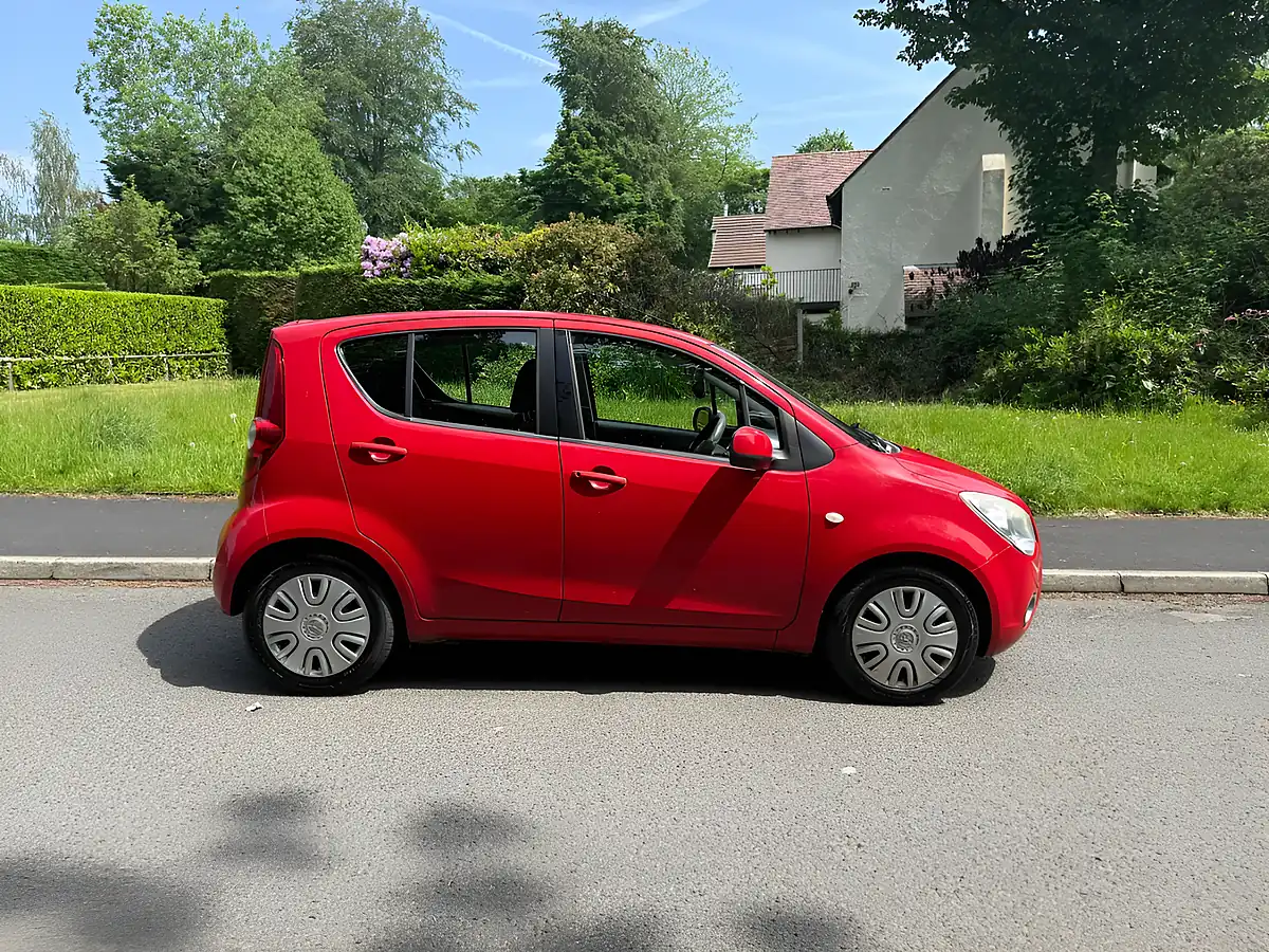 Used 2011 Vauxhall Agila S Red - Interior and Exterior details 2