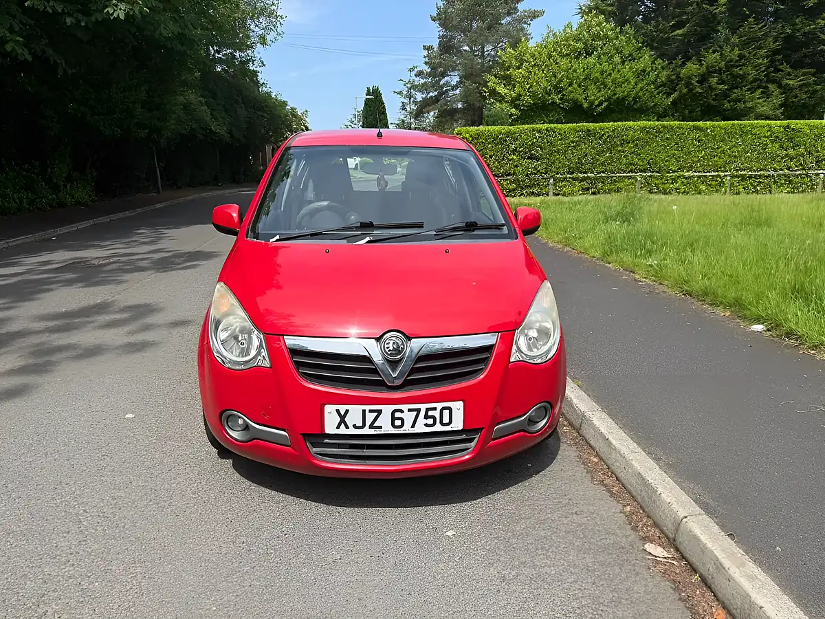Used 2011 Vauxhall Agila S Red - Interior and Exterior details 8