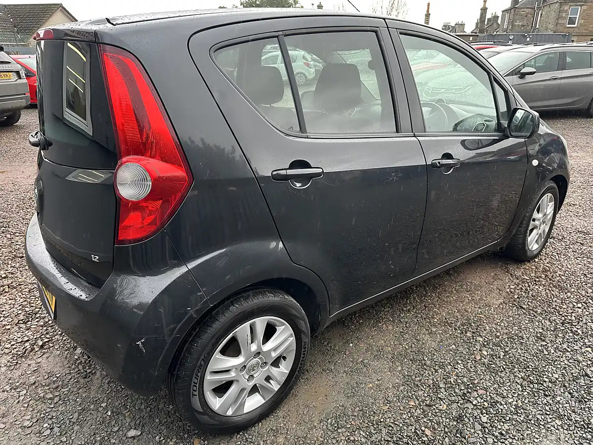Used 2011 Vauxhall Agila Se Black - Interior and Exterior details 14