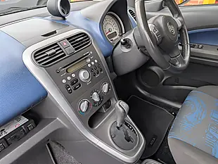 Used 2011 Vauxhall Agila Se Blue - Interior and Exterior details 12