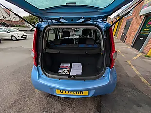Used 2011 Vauxhall Agila Se Blue - Interior and Exterior details 16