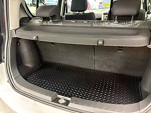 Used 2011 Vauxhall Agila Se Silver - Interior and Exterior details 11