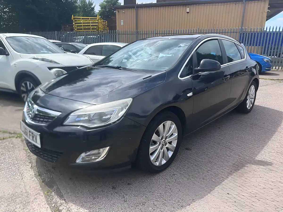 Used 2011 Vauxhall Astra Elite Black - Interior and Exterior details 5