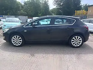 Used 2011 Vauxhall Astra Elite Black - Interior and Exterior details 6