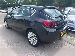 Used 2011 Vauxhall Astra Elite Black - Interior and Exterior details 7