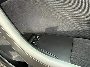 Used 2011 Vauxhall Astra Excite White - Interior and Exterior details 17