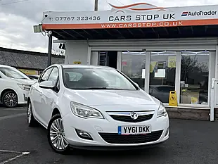 Used 2011 Vauxhall Astra Excite White - Interior and Exterior details 6