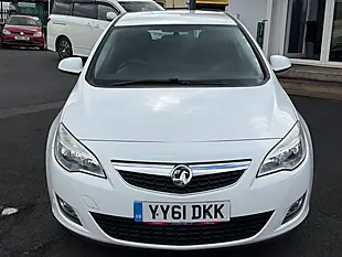 Used 2011 Vauxhall Astra Excite White - Interior and Exterior details 8