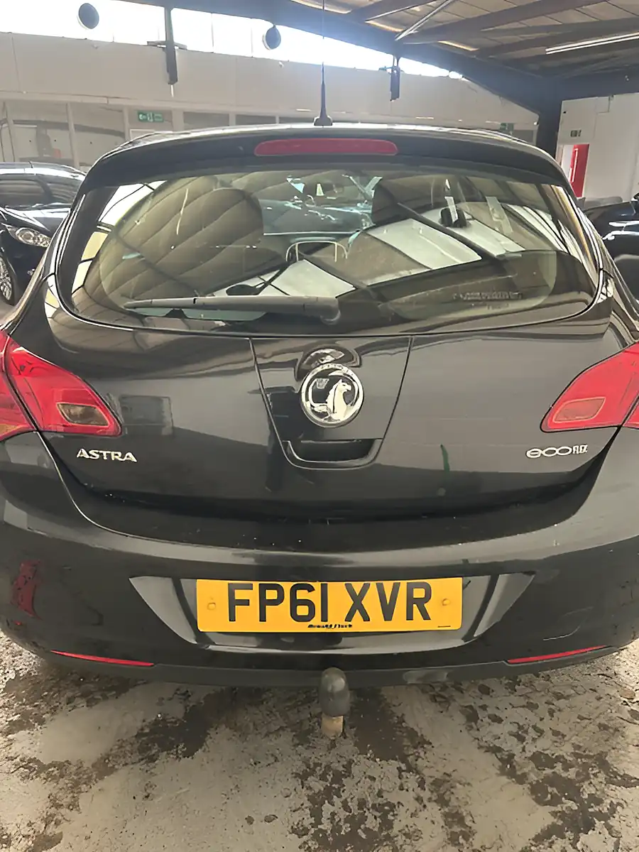 Used 2011 Vauxhall Astra Exclusiv Black - Interior and Exterior details 5