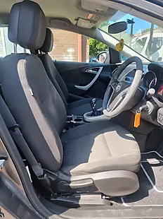 Used 2011 Vauxhall Astra Exclusiv Sports Tourer Grey - Interior and Exterior details 10