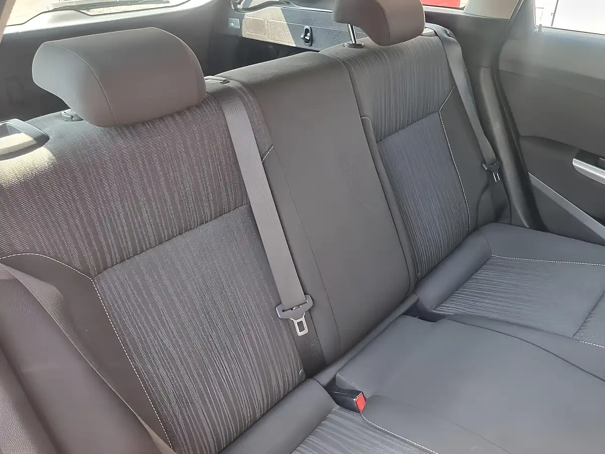 Used 2011 Vauxhall Astra Exclusiv Sports Tourer Grey - Interior and Exterior details 15