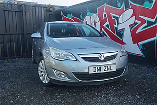 Used 2011 Vauxhall Astra Se Silver - Interior and Exterior details 3