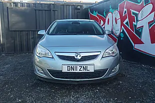 Used 2011 Vauxhall Astra Se Silver - Interior and Exterior details 5