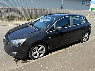 Used 2011 Vauxhall Astra Sri Black - Interior and Exterior details 3