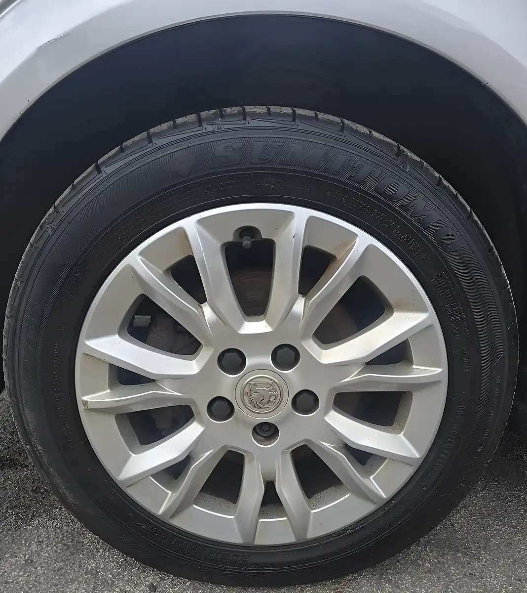 Used 2011 Vauxhall Astra Sri Silver - Interior and Exterior details 20