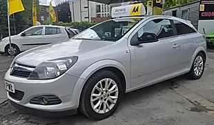 Used 2011 Vauxhall Astra Sri Silver - Interior and Exterior details 5