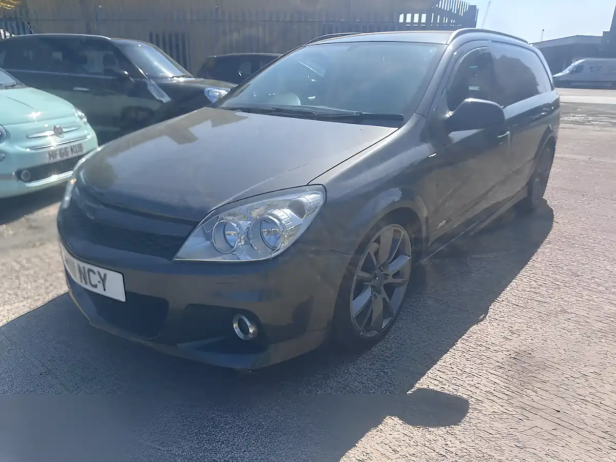Used 2011 Vauxhall Astra Van Sportive Grey - Interior and Exterior details 5