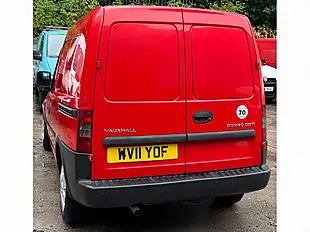 Used 2011 Vauxhall Combo Ecoflex Red - Interior and Exterior details 11