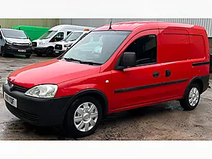 Used 2011 Vauxhall Combo Ecoflex Red - Interior and Exterior details 14