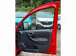 Used 2011 Vauxhall Combo Ecoflex Red - Interior and Exterior details 15
