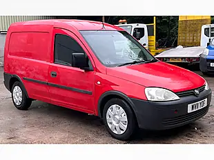 Used 2011 Vauxhall Combo Ecoflex Red - Interior and Exterior details 4