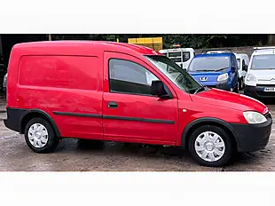 Used 2011 Vauxhall Combo Ecoflex Red - Interior and Exterior details 5