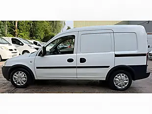Used 2011 Vauxhall Combo Panel Van White - Interior and Exterior details 9