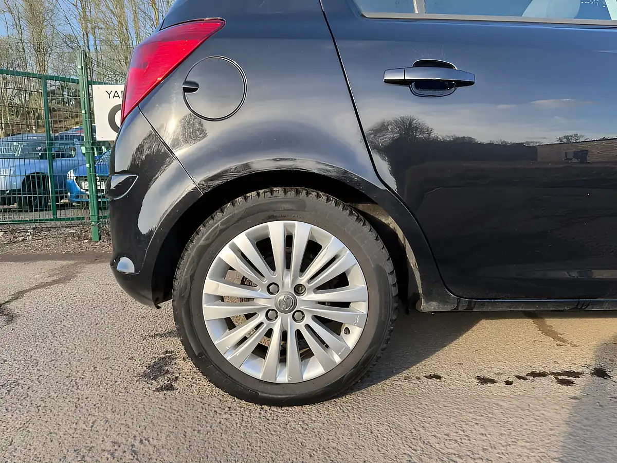 Used 2011 Vauxhall Corsa Excite Black - Interior and Exterior details 11