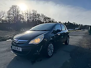 Used 2011 Vauxhall Corsa Excite Black - Interior and Exterior details 4