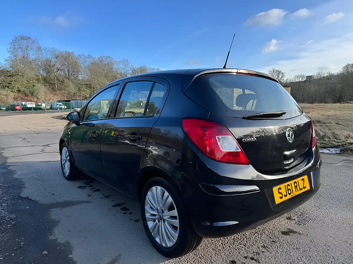 Used 2011 Vauxhall Corsa Excite Black - Interior and Exterior details 7