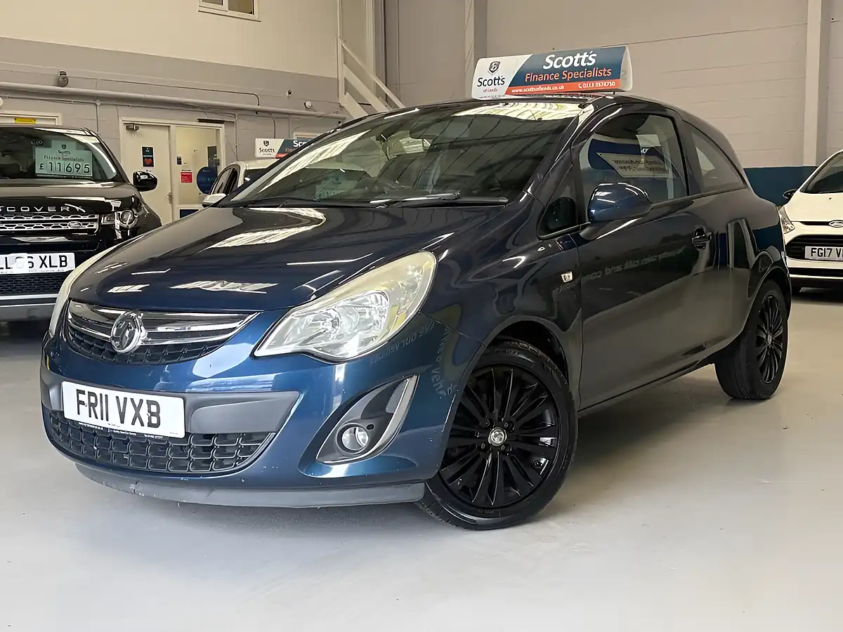 Used 2011 Vauxhall Corsa Excite Blue - Interior and Exterior details 3