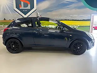 Used 2011 Vauxhall Corsa Excite Blue - Interior and Exterior details 4