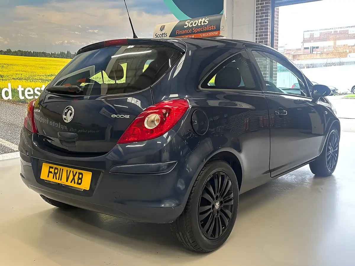 Used 2011 Vauxhall Corsa Excite Blue - Interior and Exterior details 5