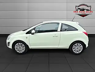 Used 2011 Vauxhall Corsa Excite Green - Interior and Exterior details 4