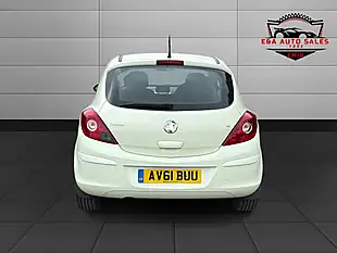 Used 2011 Vauxhall Corsa Excite Green - Interior and Exterior details 6