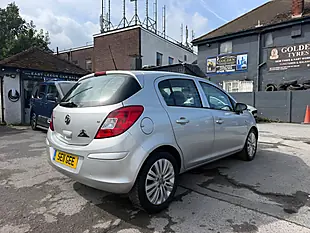 Used 2011 Vauxhall Corsa Excite Silver - Interior and Exterior details 3