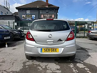 Used 2011 Vauxhall Corsa Excite Silver - Interior and Exterior details 4