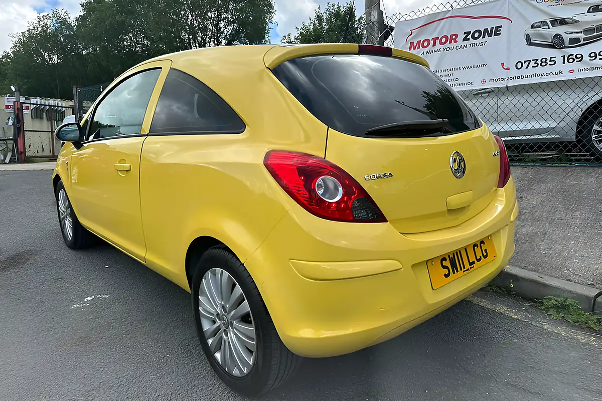 Used 2011 Vauxhall Corsa Excite Yellow - Interior and Exterior details 8