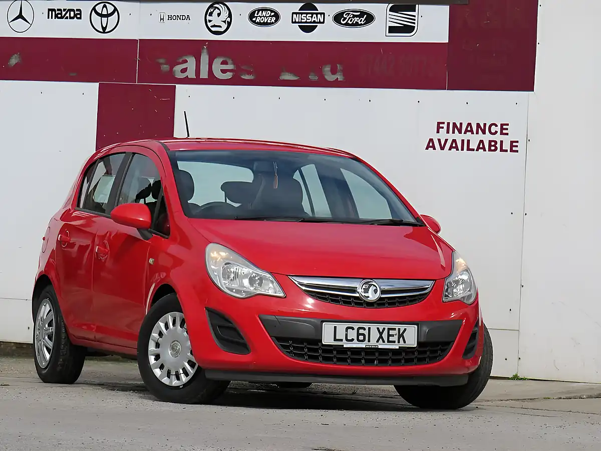 Used 2011 Vauxhall Corsa Exclusiv Red - Interior and Exterior details 16