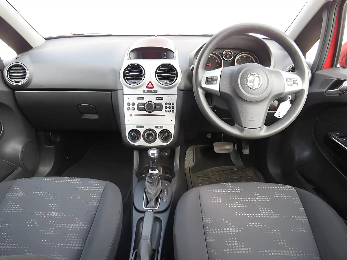 Used 2011 Vauxhall Corsa Exclusiv Red - Interior and Exterior details 2