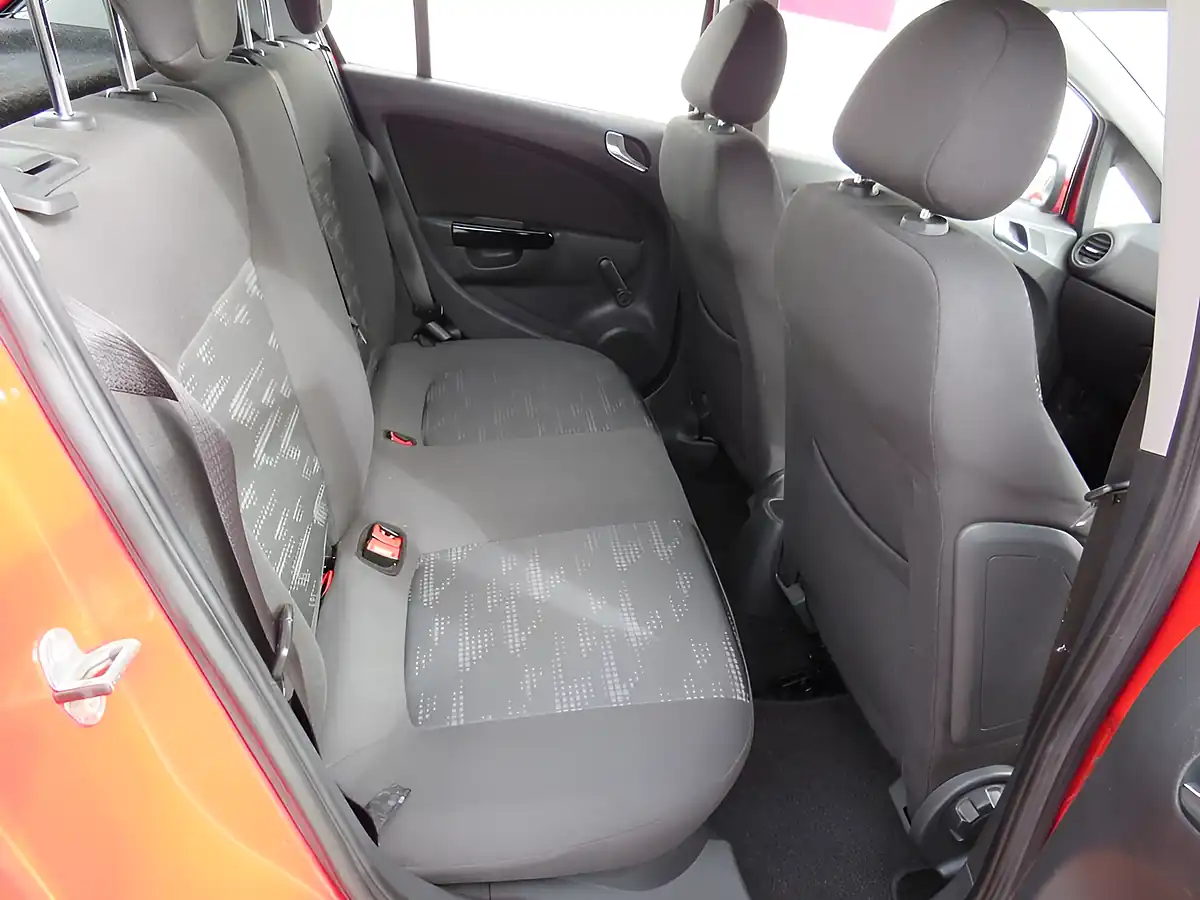 Used 2011 Vauxhall Corsa Exclusiv Red - Interior and Exterior details 8