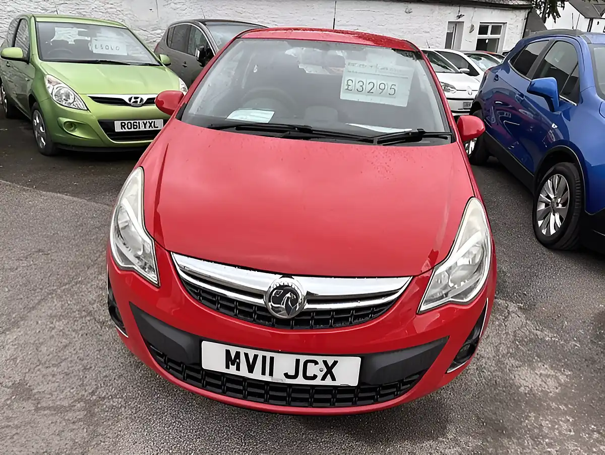 Used 2011 Vauxhall Corsa Red - Interior and Exterior details 2