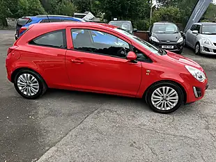 Used 2011 Vauxhall Corsa Red - Interior and Exterior details 6
