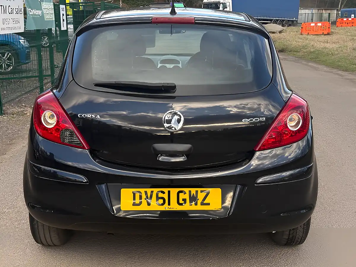 Used 2011 Vauxhall Corsa S Black - Interior and Exterior details 4